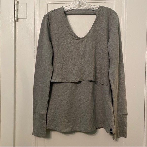 SATVA Gray Cutout Back Long Sleeve Yoga Top Size Large - Picture 6 of 9